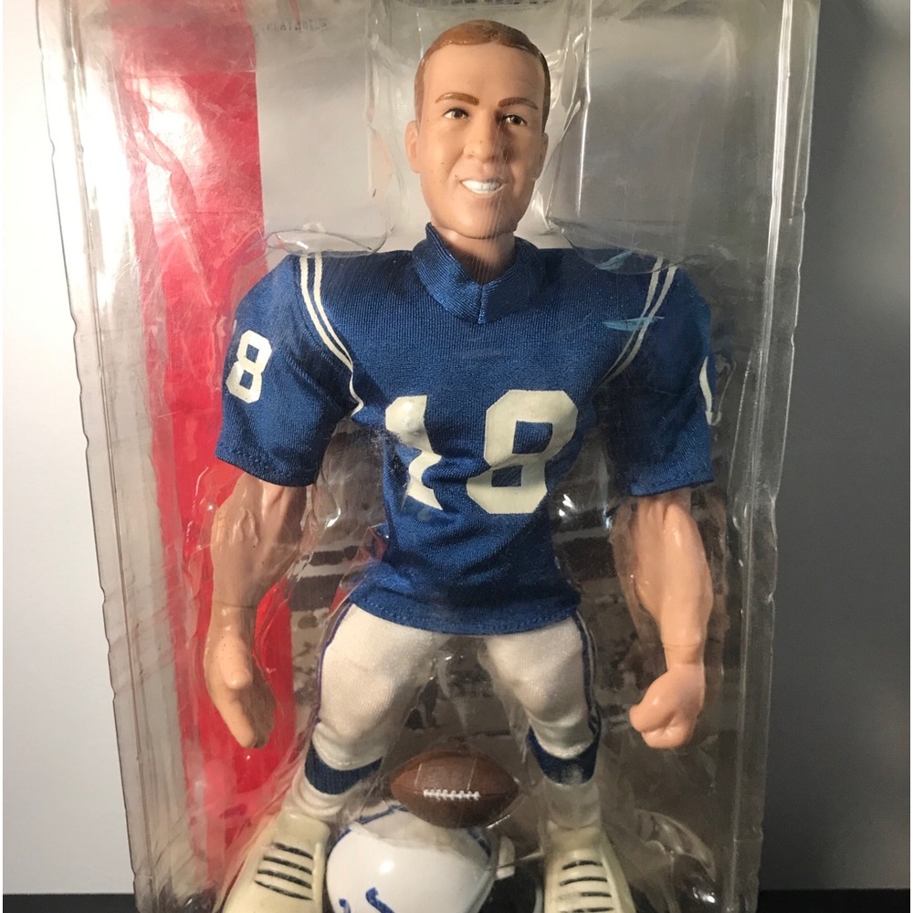 2005 NFL, Peyton Manning Indianapolis Colts #18 Football Action Figure.